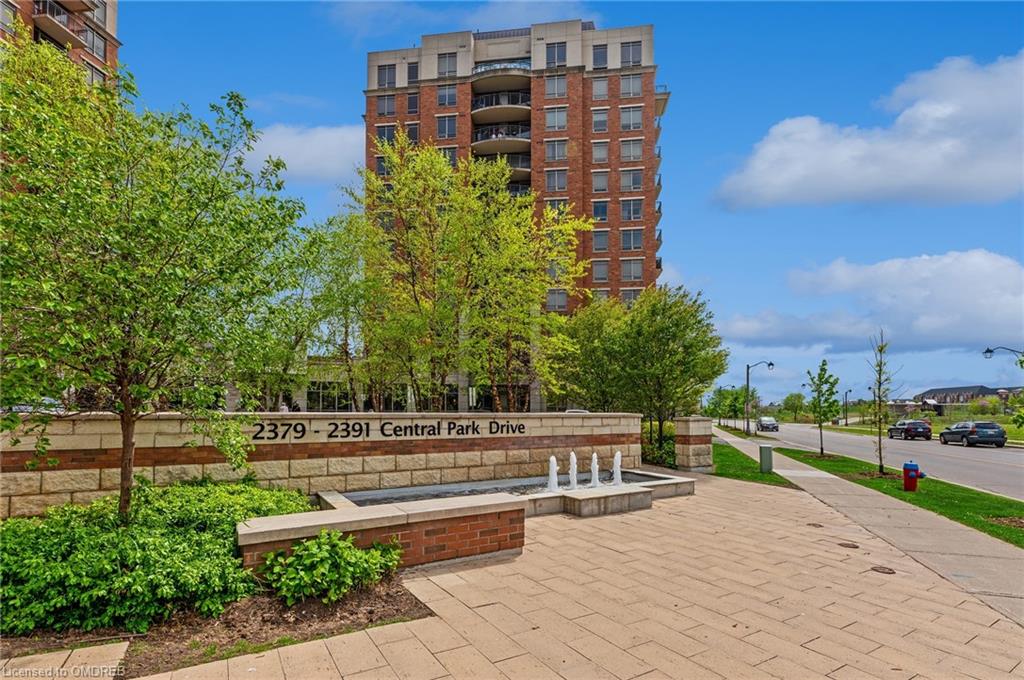 801 2379 Central Park Drive, Oakville For Sale 609,900 Condos.ca