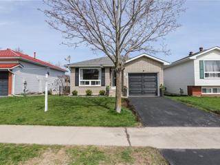 28 COURTNEY Crescent