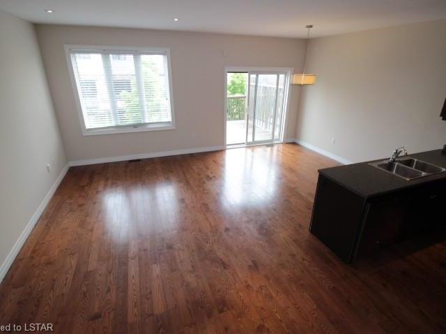 49 - 1030 Oakcrossing Gate