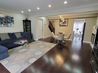 9 - 2064 Lakeshore Road W