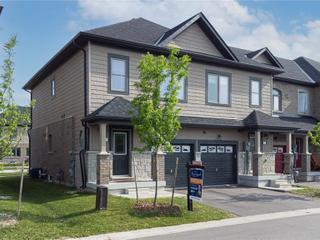 11 Cygnus Crescent