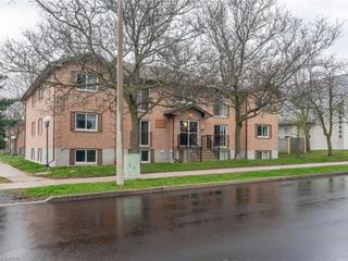 3 - 321 Northlake Drive