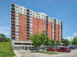 1210 - 30 Chapman Court