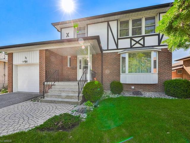 22 Chestnut Avenue