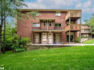 2 - 48 Shadowood Road