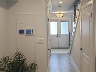 7 - 43 Madelaine Drive