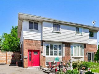 7 Merrydrew Court
