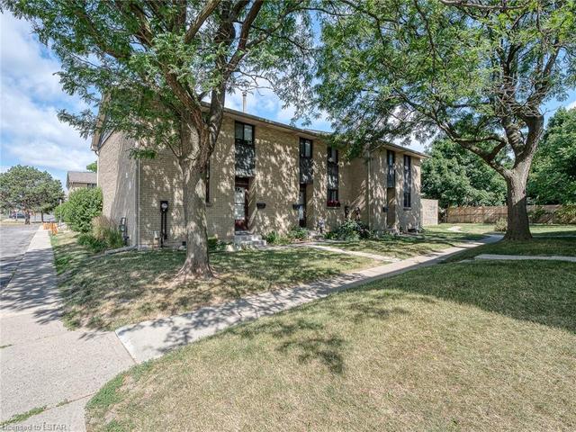 460 Southdale Rd E, London, ON | Property.ca