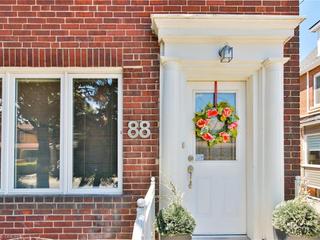 88 Watson Avenue