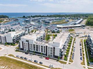 D419 - 333 Sea Ray Avenue