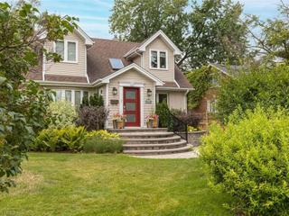 1232 Mineola Gardens