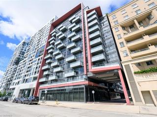 203 - 560 Front Street W