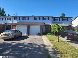 58 Scott Crescent