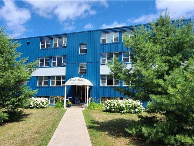 16 - 118 Isabella Street