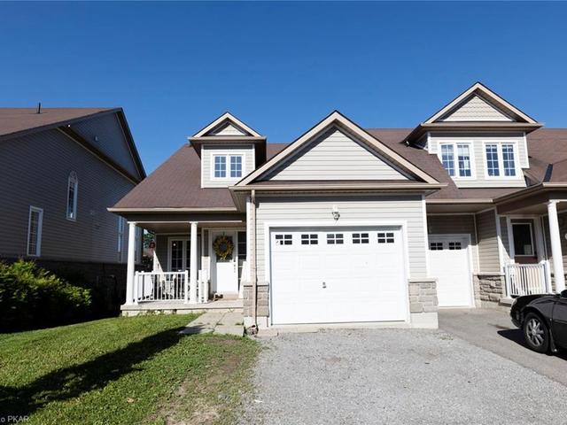 239 Cowling Heights