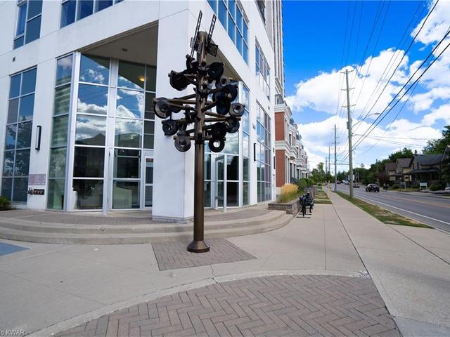 1304 - 144 Park Street