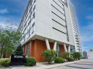 2103 - 90 Stadium Road