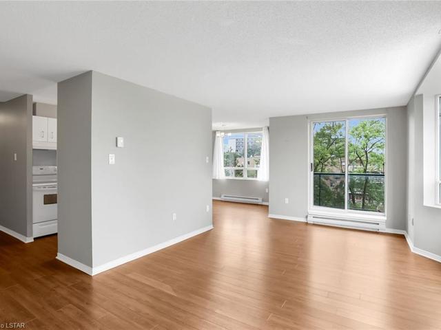 407 - 76 Base Line Road W