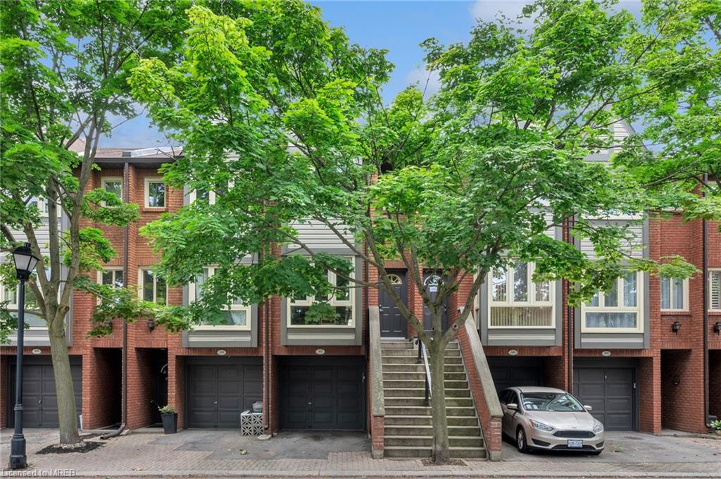 307 895 Maple Avenue, Burlington Unavailable, 40305400 Condos.ca