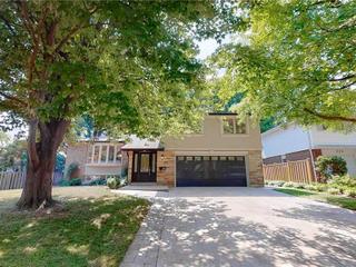 226 Sunrise Crescent