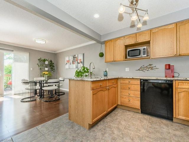17 - 31 Schroder Crescent