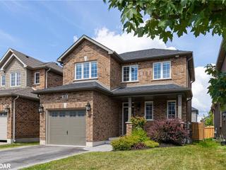 82 Nathan Crescent