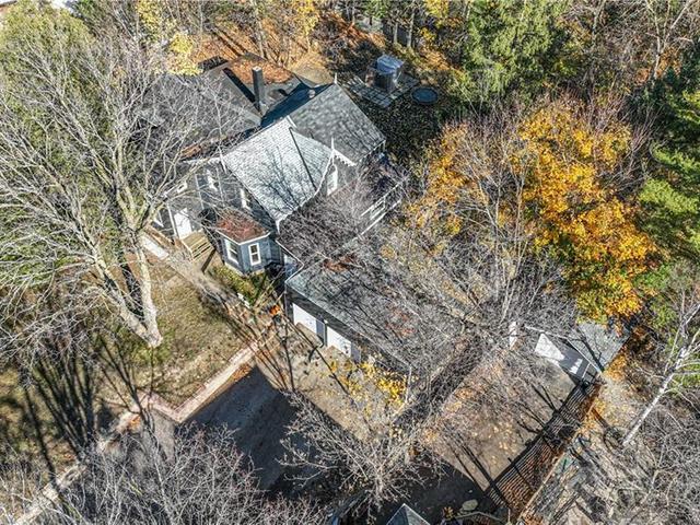 2A - 145 Owen Street