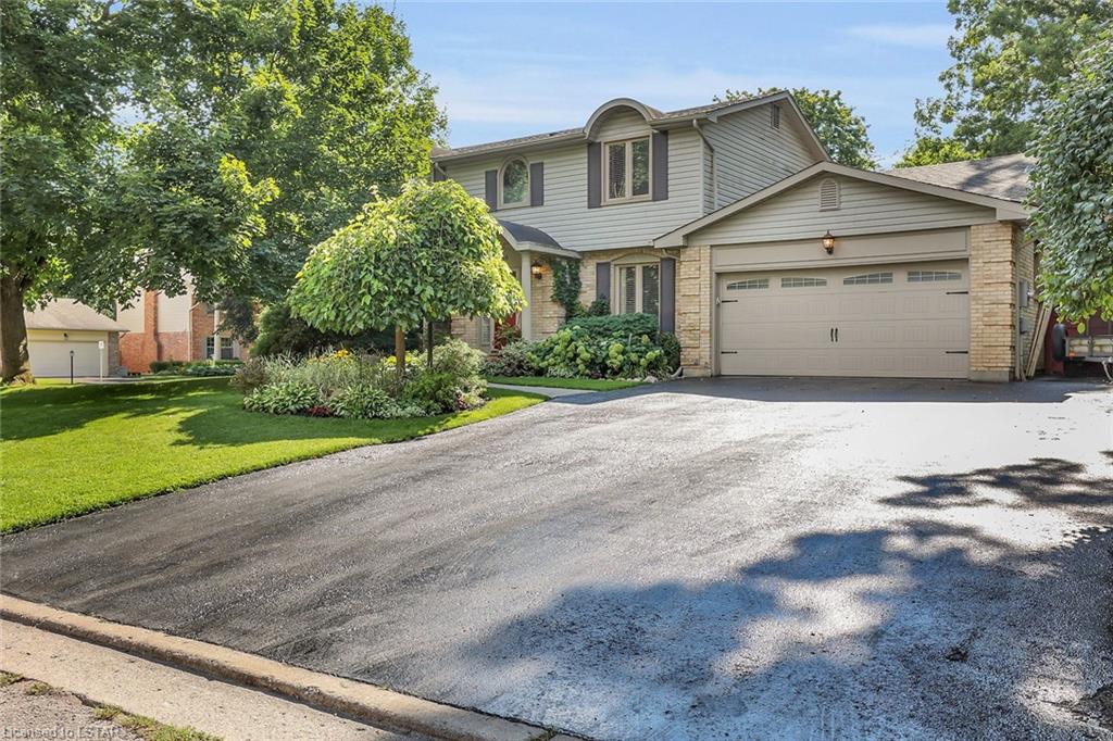 56 Hampton Crescent, London For Sale 1,369,900 Property.ca