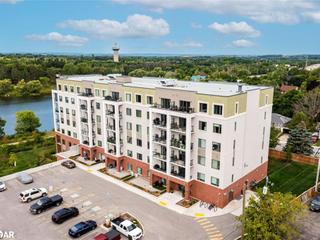 108 - 64 Queen Street S