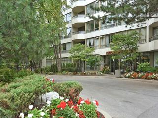 1711 - 5 Greystone Walk Drive