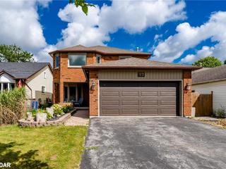 37 Shakespeare Crescent