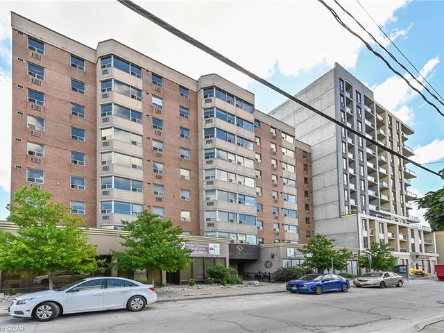 302 - 55 Yarmouth Street