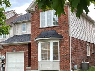 15 Bentley Crescent