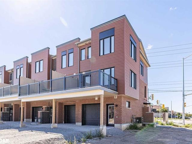 93 Fairlane Avenue