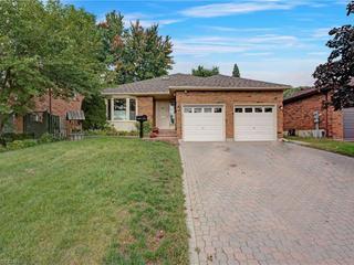 4 Gibbon Drive