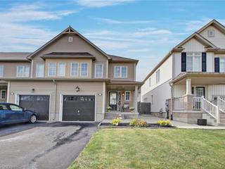 11 Lynch Crescent