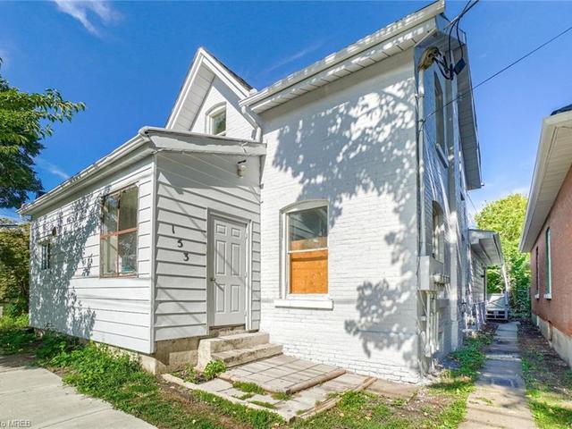 2 - 153 Albion Street