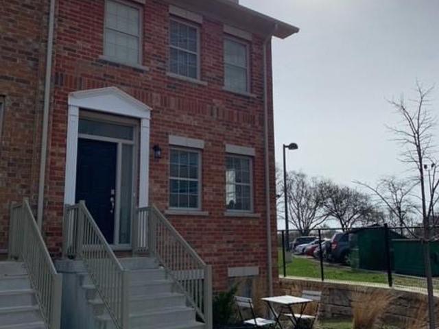 61 Prince Albert Boulevard