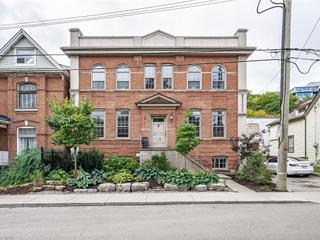 101 - 54 Alanson Street