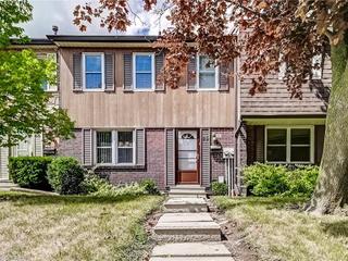 65 - 2825 Gananoque Drive