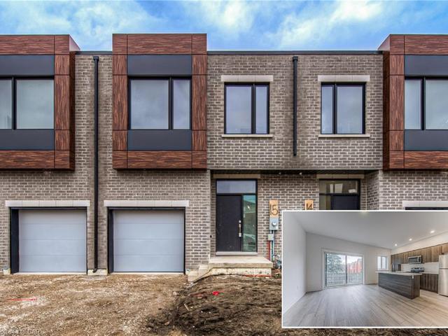 15 - 416 Dundas Street S