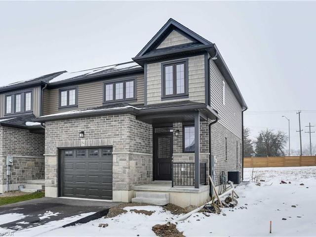 184 Links Crescent