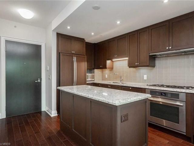 427 - 11 Bronte Road