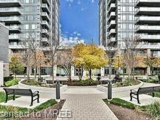 109 - 277 South Park Road