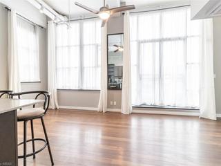 119 - 404 King Street W