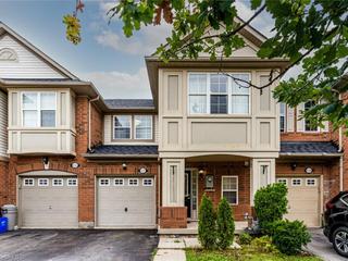 1117 Riddell Crescent