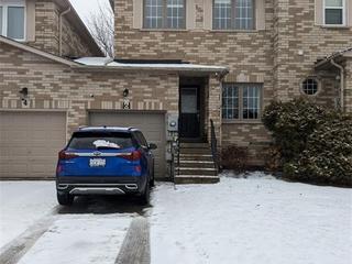 6 Bruce Crescent