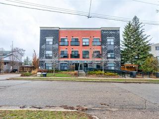 303 - 15 Devitt Avenue S
