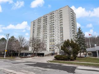 405 - 35 Green Valley Drive