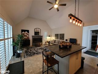 438 Oxbow Crescent